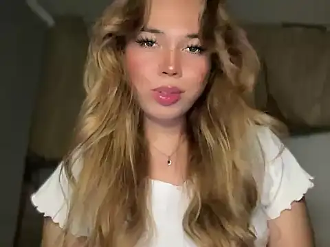 Snapshot of goddessofalltime chatting on 5, 7, 2026 goddessofalltime online show from 5, 7, 2026
