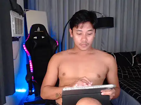 alexsuckable01 online show from 5, 4, 2026