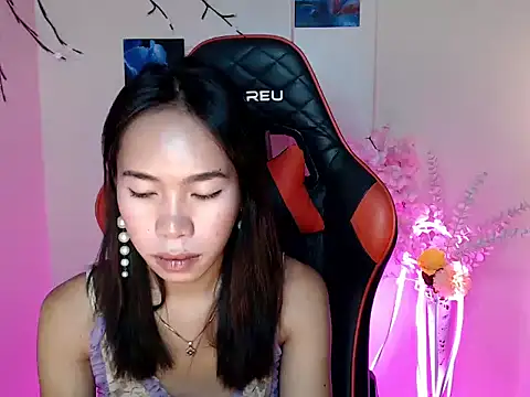 Snapshot of Shindoll chatting on 1, 11, 2025 Shindoll online show from 1, 11, 2025