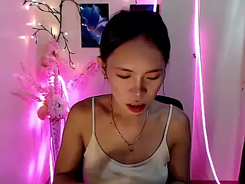 Snapshot of Shindoll chatting on 3, 12, 2025 Shindoll online show from 3, 12, 2025