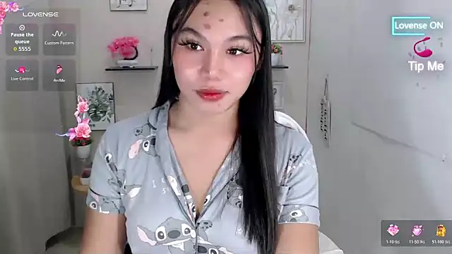 Snapshot of liane_mei chatting on 28, 6, 2026 liane mei online show from 28, 6, 2026