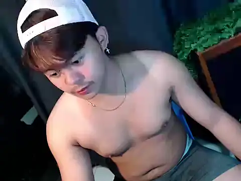 Snapshot of urguy_toshi chatting on 2, 5, 2026 urguy toshi online show from 2, 5, 2026