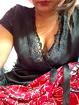 Snapshot of HOTT_SHANAYA chatting on 19, 12, 2025 HOTT SHANAYA online show from 19, 12, 2025