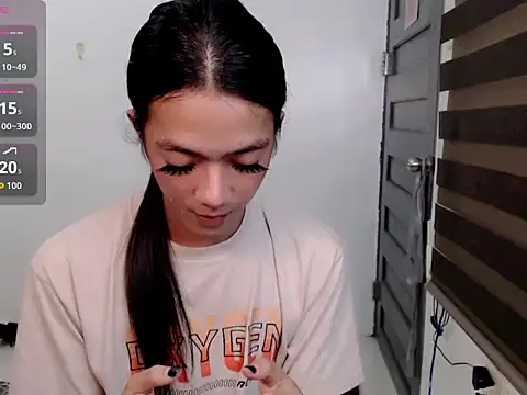 slimladyxoxo online show from 11, 2, 2026