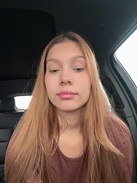 Nikii   online show from 13, 4, 2026