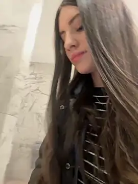 Isabella21  online show from 12, 2, 2026