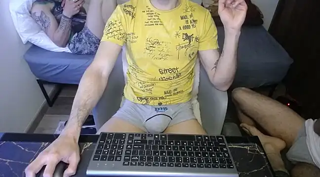 Snapshot of bossking017 chatting on 15, 1, 2025 bossking017 online show from 15, 1, 2025