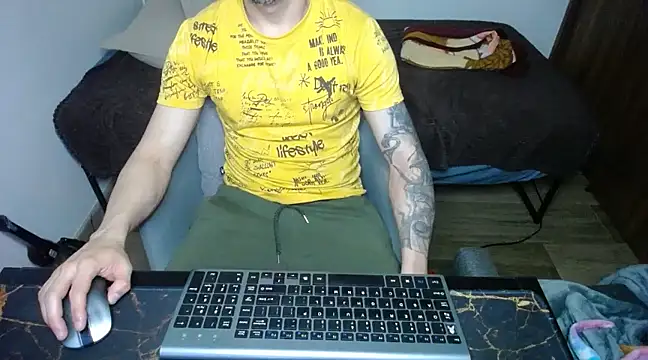 Snapshot of bossking017 chatting on 1, 3, 2025 bossking017 online show from 1, 3, 2025