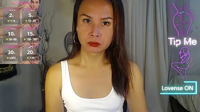 holly bitch online show from 9, 4, 2026