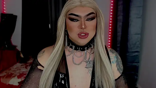Snapshot of michellevixen922 chatting on 8, 1, 2026 michellevixen922 online show from 8, 1, 2026