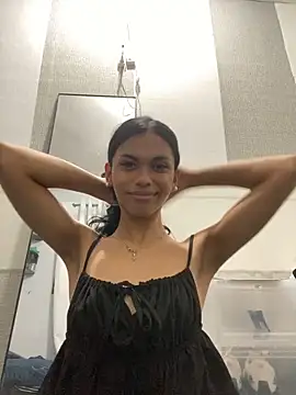 Snapshot of urcurlydiva chatting on 18, 9, 2025 urcurlydiva online show from 18, 9, 2025