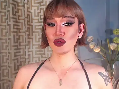 AleinaCroft online show from 16, 4, 2026