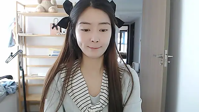 Snapshot of Mimi-cnbaby chatting on 4, 4, 2026 Mimi-cnbaby online show from 4, 4, 2026
