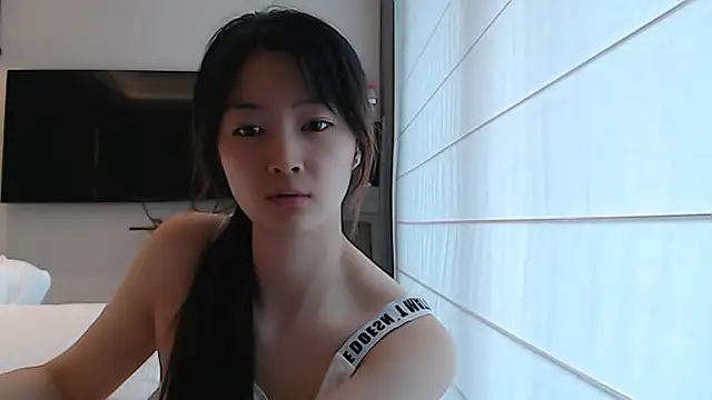 Snapshot of Mimi-cnbaby chatting on 15, 5, 2026 Mimi-cnbaby online show from 15, 5, 2026