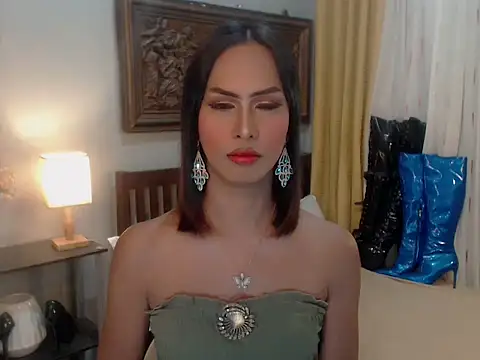 Nathalieheartt online show from 12, 11, 2025