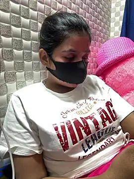 Hot Jaanvi  online show from 6, 3, 2026