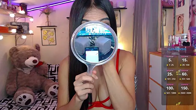 Snapshot of izabella_moore chatting on 17, 5, 2026 izabella moore online show from 17, 5, 2026