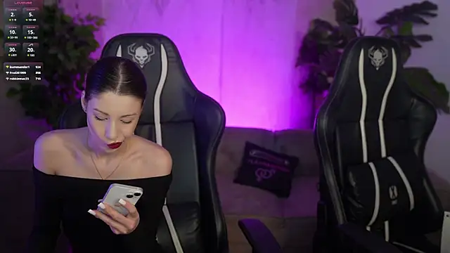 Selena Glow online show from 20, 2, 2026