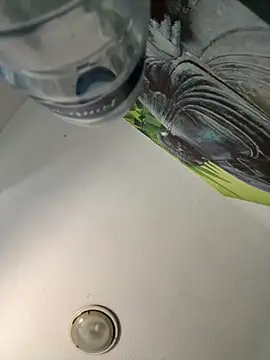 aavrdvh33 online show from 9, 9, 2025