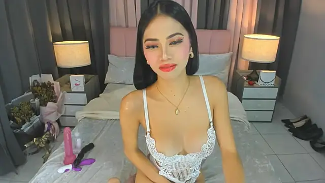 Snapshot of YlianaGivenchy chatting on 26, 5, 2026 YlianaGivenchy online show from 26, 5, 2026