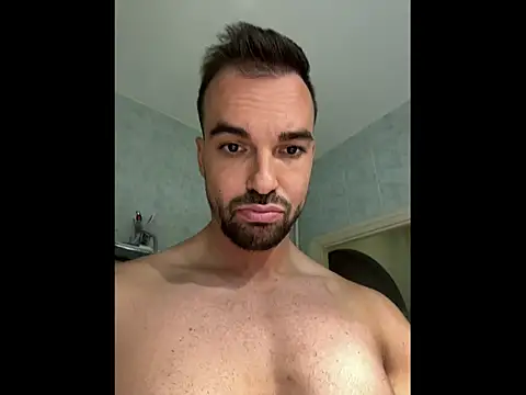 Snapshot of trylee chatting on 4, 11, 2025 trylee online show from 4, 11, 2025