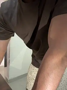 Snapshot of Saifq chatting on 17, 2, 2026 Saifq online show from 17, 2, 2026