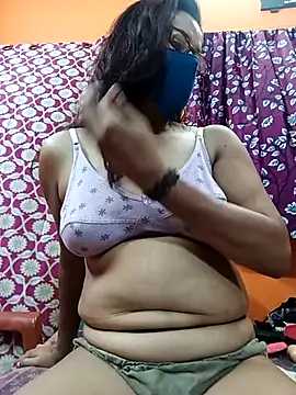 Hotpuja25 online show from 16, 6, 2026