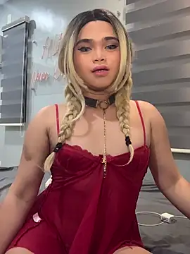 Snapshot of VictoriaL0ve chatting on 6, 11, 2025 VictoriaL0ve online show from 6, 11, 2025