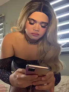 Snapshot of VictoriaL0ve chatting on 2, 12, 2025 VictoriaL0ve online show from 2, 12, 2025