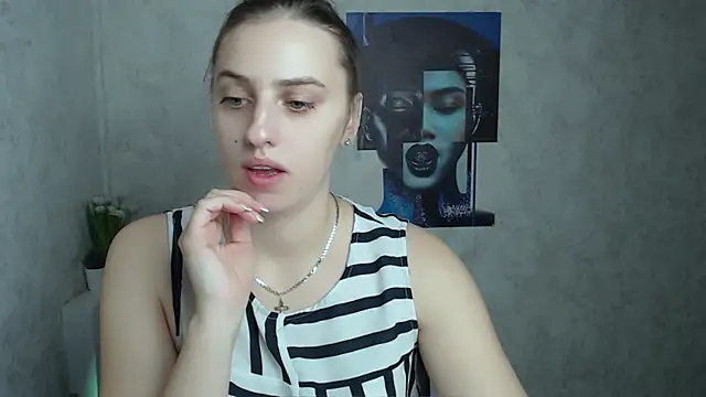 AmandaDimond  online show from 8, 11, 2025