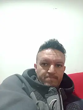 Suamulherfeliz online show from 3, 7, 2026