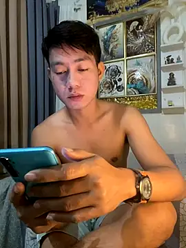 xshyboyx online show from 13, 9, 2025