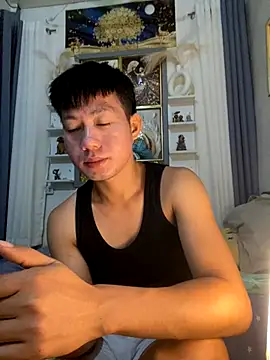 xshyboyx online show from 7, 10, 2025