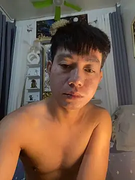 xshyboyx online show from 8, 10, 2025