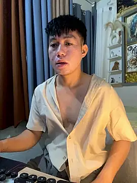 xshyboyx online show from 13, 1, 2026