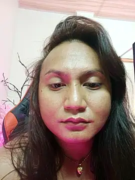 hella queen online show from 10, 1, 2026