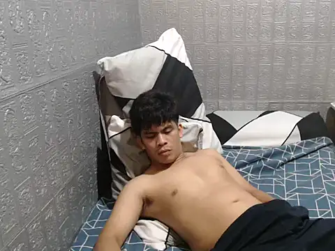 Snapshot of cumwhat_me chatting on 30, 9, 2025 cumwhat me online show from 30, 9, 2025