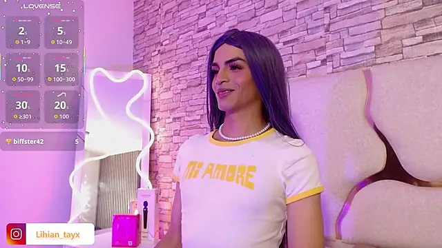 Snapshot of LIHIAN_TAY chatting on 15, 9, 2025 LIHIAN TAY online show from 15, 9, 2025