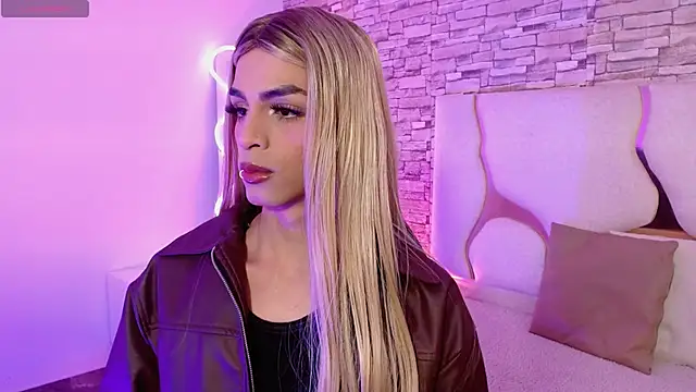 Snapshot of LIHIAN_TAY chatting on 25, 9, 2025 LIHIAN TAY online show from 25, 9, 2025