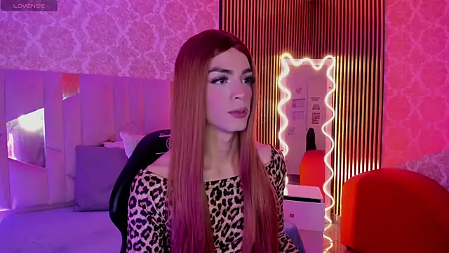 Snapshot of LIHIAN_TAY chatting on 31, 10, 2025 LIHIAN TAY online show from 31, 10, 2025