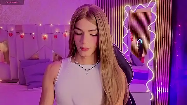 Snapshot of LIHIAN_TAY chatting on 5, 2, 2026 LIHIAN TAY online show from 5, 2, 2026