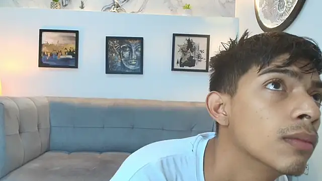 PRETTY SEX1 online show from 19, 12, 2025