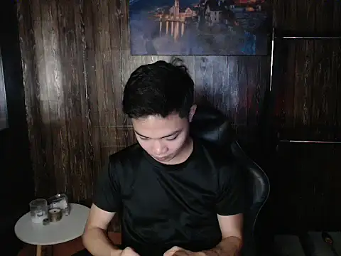 hotzachery online show from 17, 4, 2026