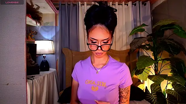 UrMassiveCockSabrinaOnTop online show from 14, 11, 2025