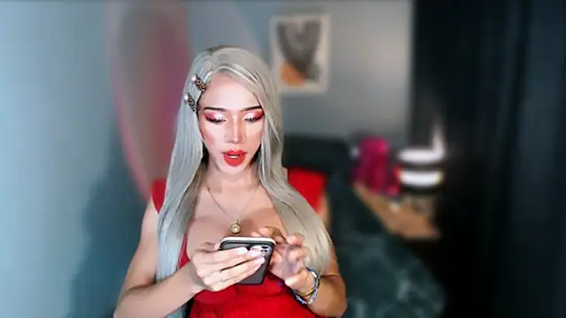 AiraCumSlut online show from 15, 5, 2026