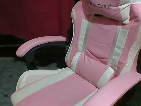 petite sexy21 online show from 25, 2, 2026