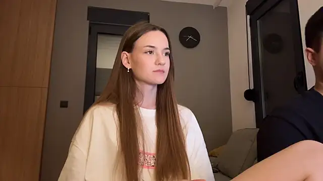 Snapshot of TenDouble chatting on 18, 10, 2025 TenDouble online show from 18, 10, 2025