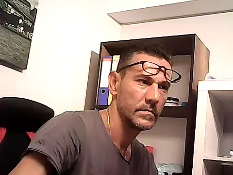 Snapshot of mastercharisma35 chatting on 25, 6, 2026 mastercharisma35 online show from 25, 6, 2026