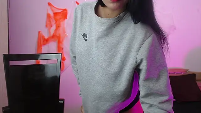 Snapshot of kyra_fox_ chatting on 23, 10, 2025 kyra fox online show from 23, 10, 2025