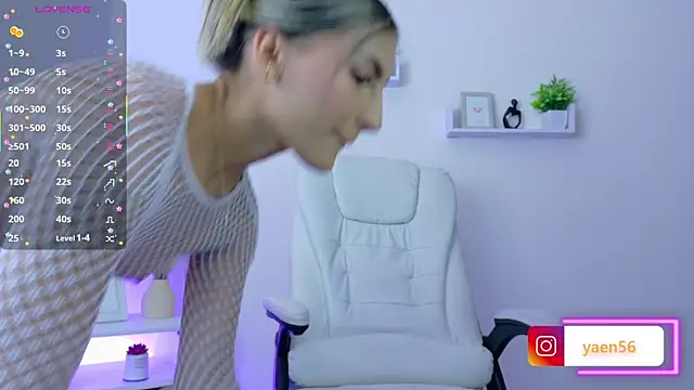 Snapshot of Liah__19 chatting on 10, 1, 2026 Liah 19 online show from 10, 1, 2026